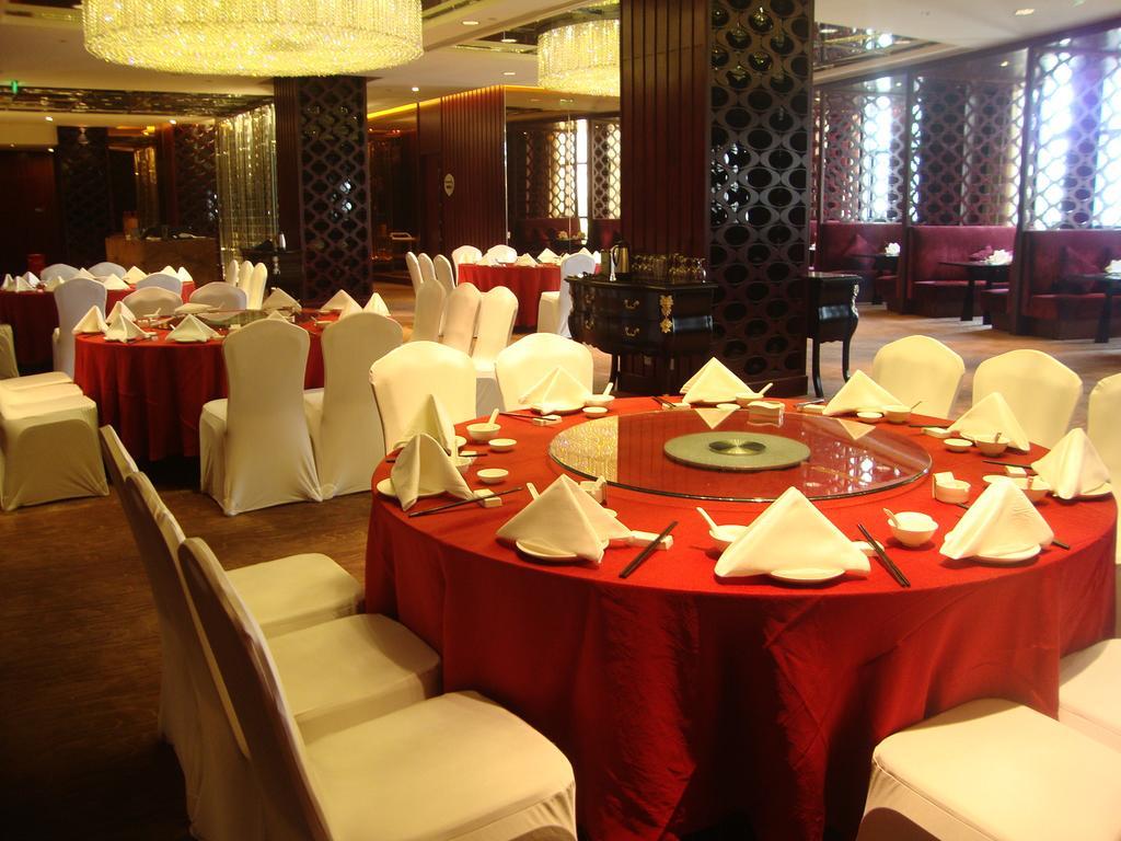 Ramada Plaza Lianyungang Hotel Exterior photo